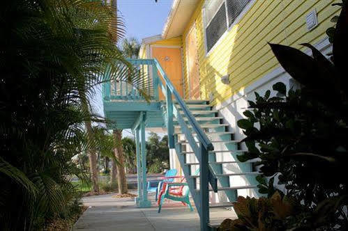 Motel Hideaway Village 2*